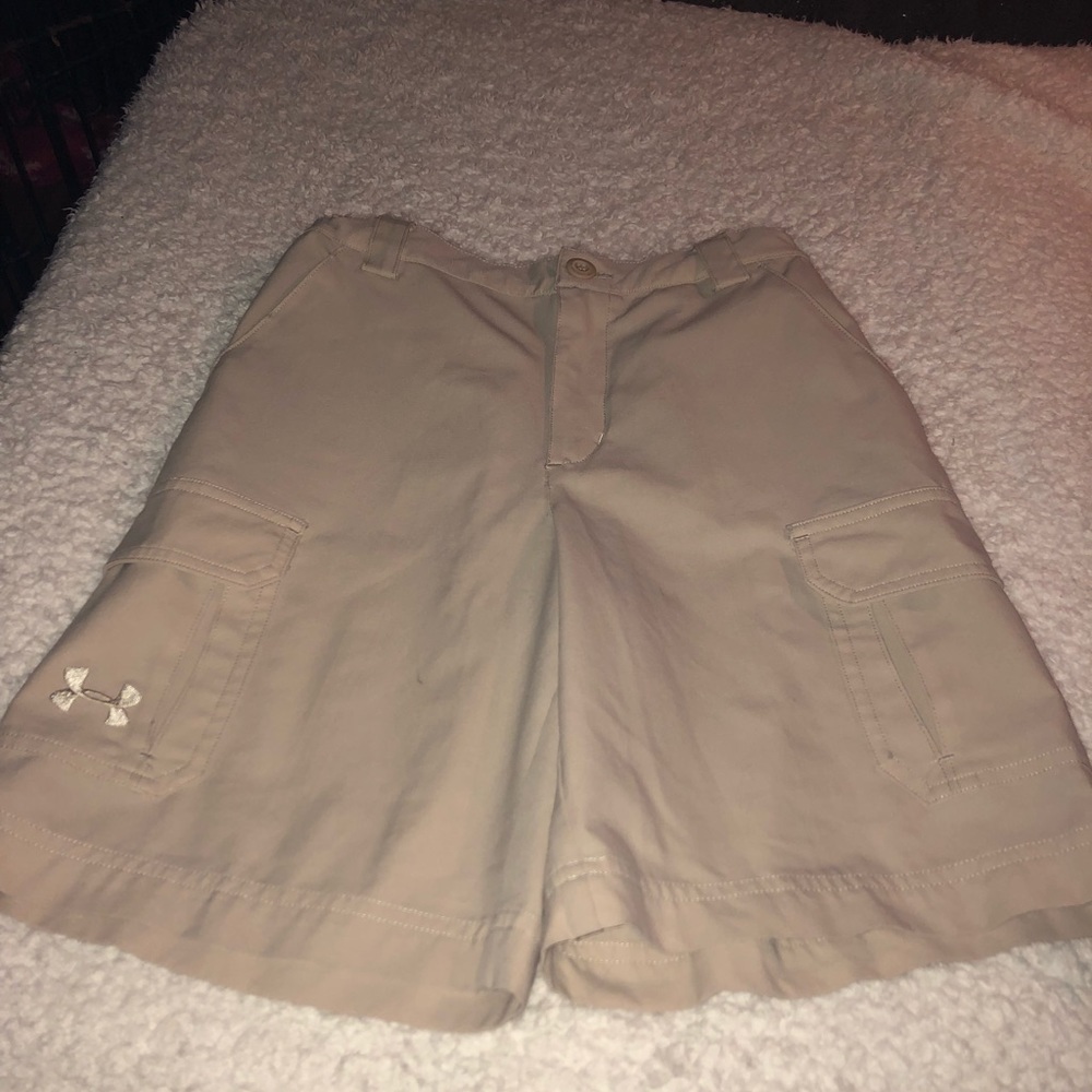 UNDER ARMOUR Cargo shorts